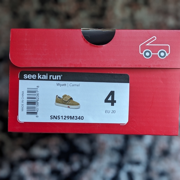 See Kai Run Wyatt Size 4 - Picture 3 of 7